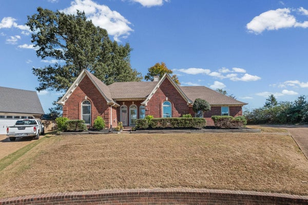 3508 ANGELIN DR, BARTLETT, TN 38135 - Image dcff19df6bc4e0603fb37dce5cdc35fe/3031433783