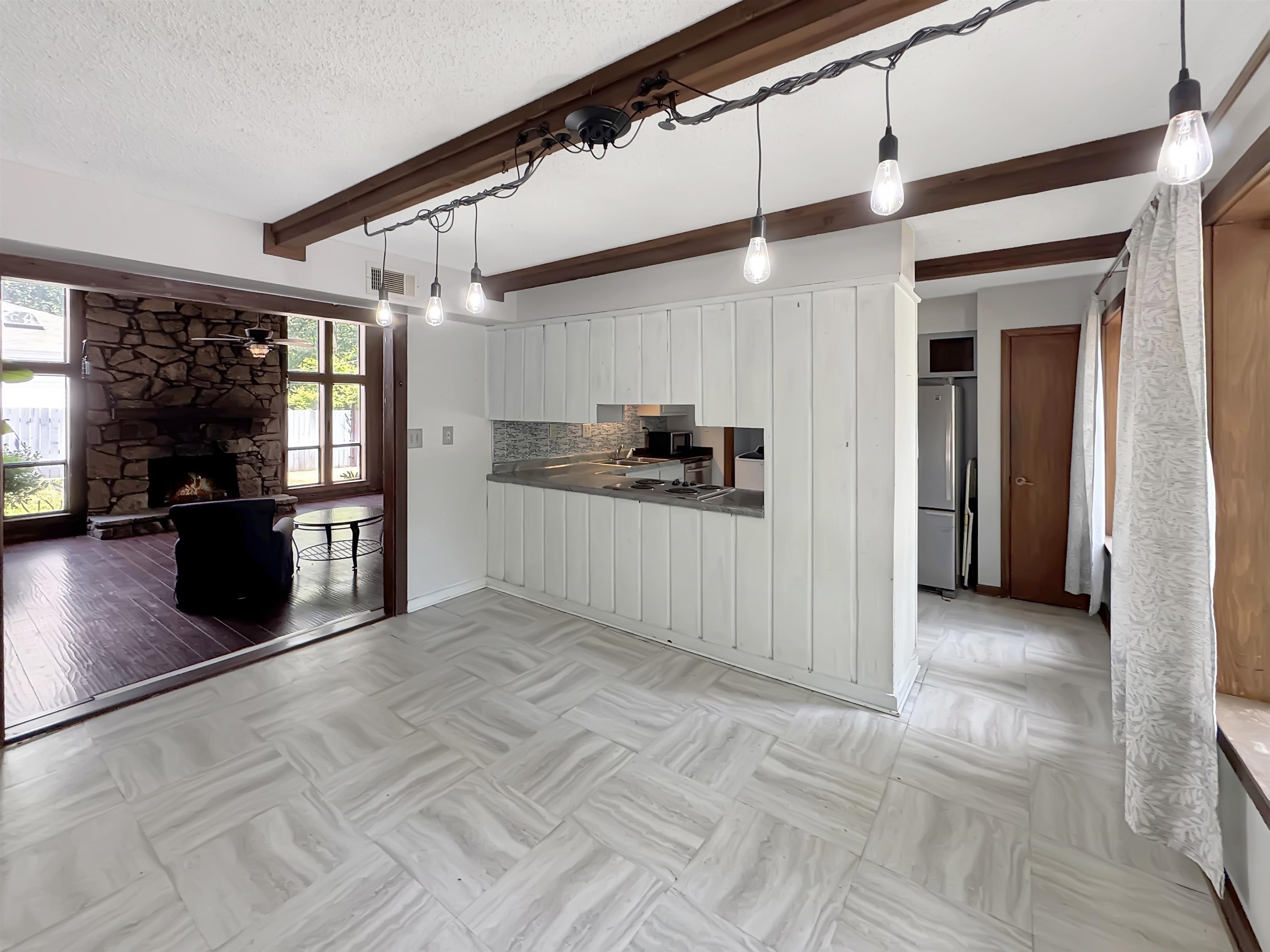 Memphis, Tennessee 38018, United States, 4 Bedrooms Bedrooms, ,2 BathroomsBathrooms,Residential,Active,182856