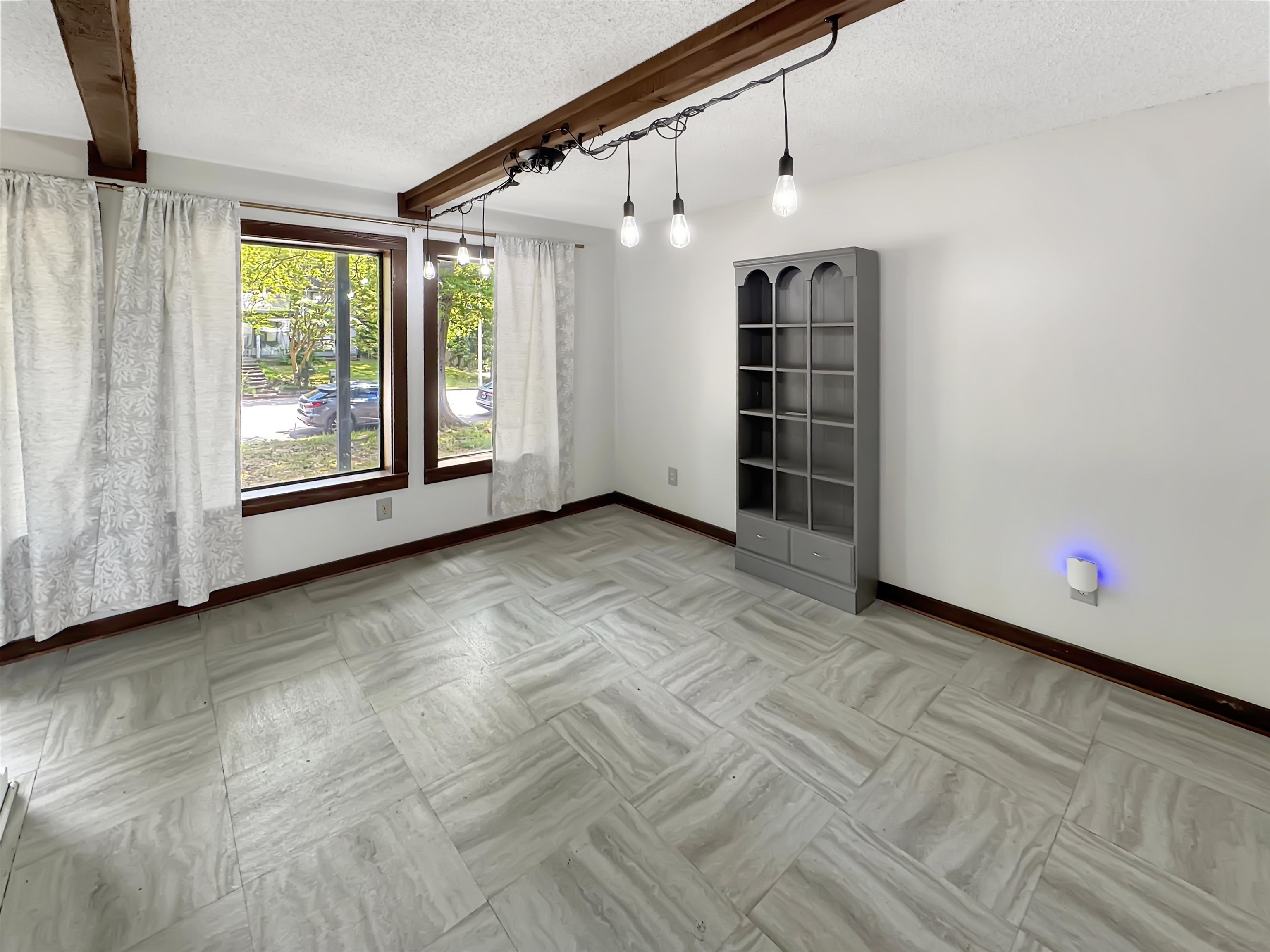 Memphis, Tennessee 38018, United States, 4 Bedrooms Bedrooms, ,2 BathroomsBathrooms,Residential,Active,182856