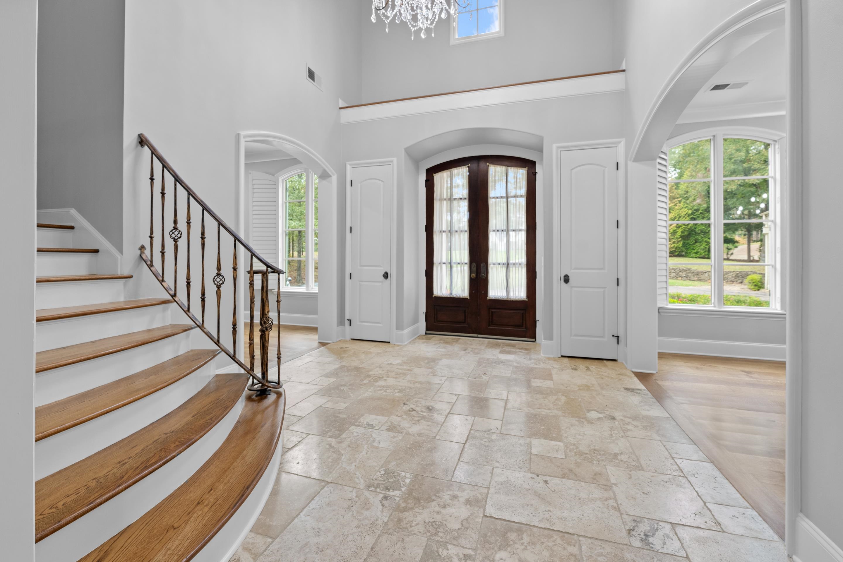 240 LAGRANGE CREEK DR