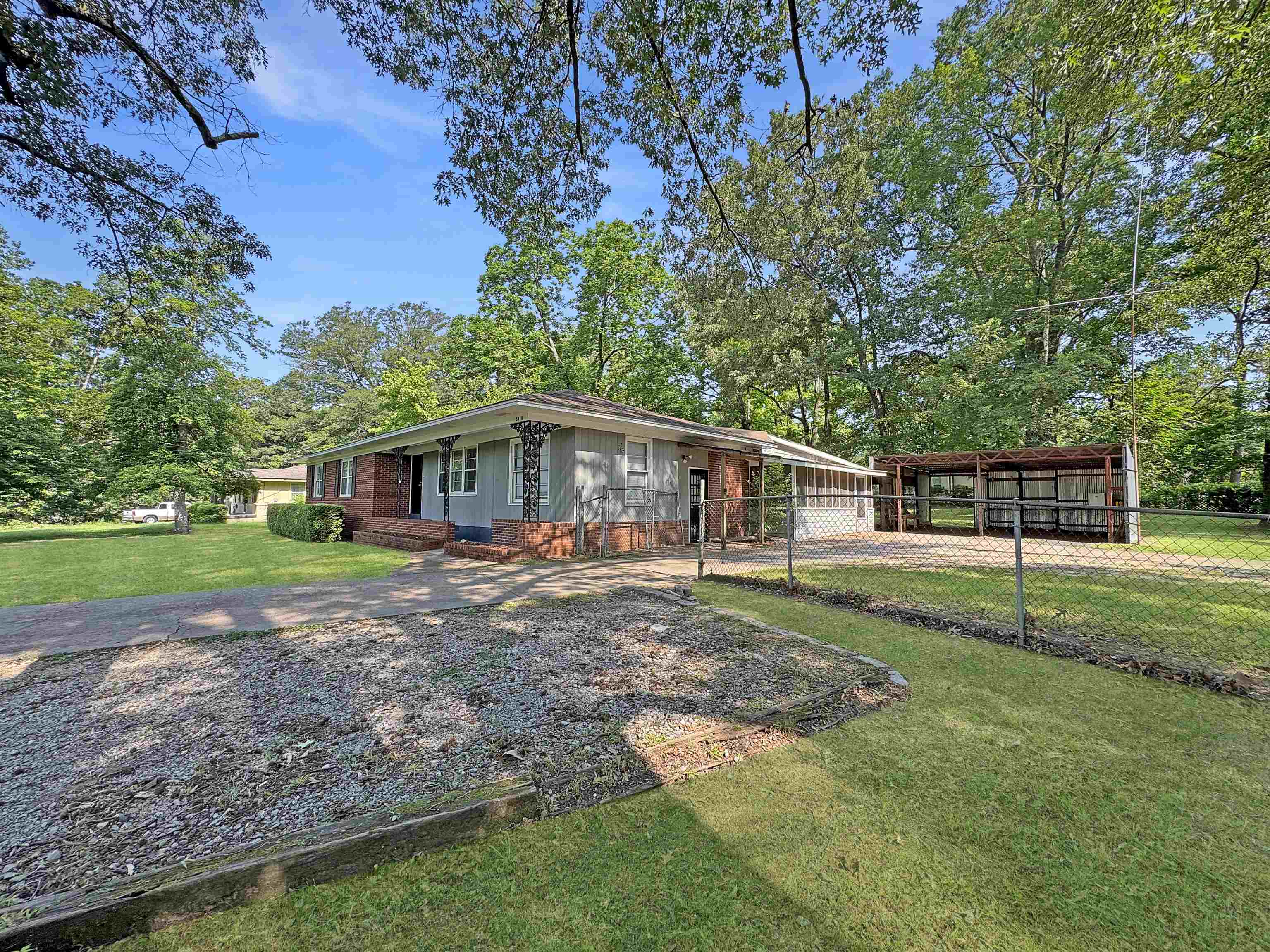 Memphis, Tennessee 38128, United States, 4 Bedrooms Bedrooms, ,2 BathroomsBathrooms,Residential,Pending,143987