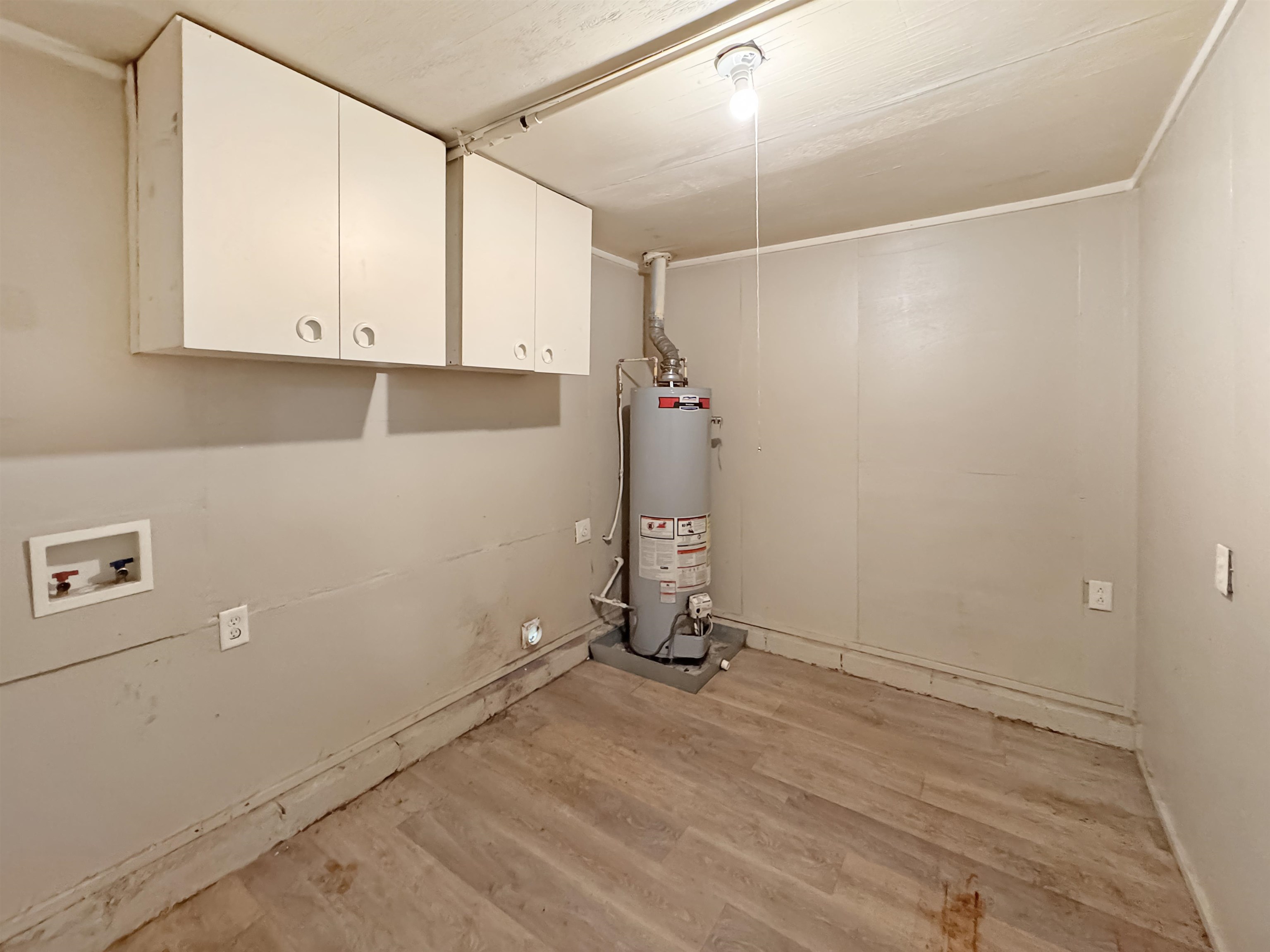 Memphis, Tennessee 38128, United States, 4 Bedrooms Bedrooms, ,2 BathroomsBathrooms,Residential,Pending,143987