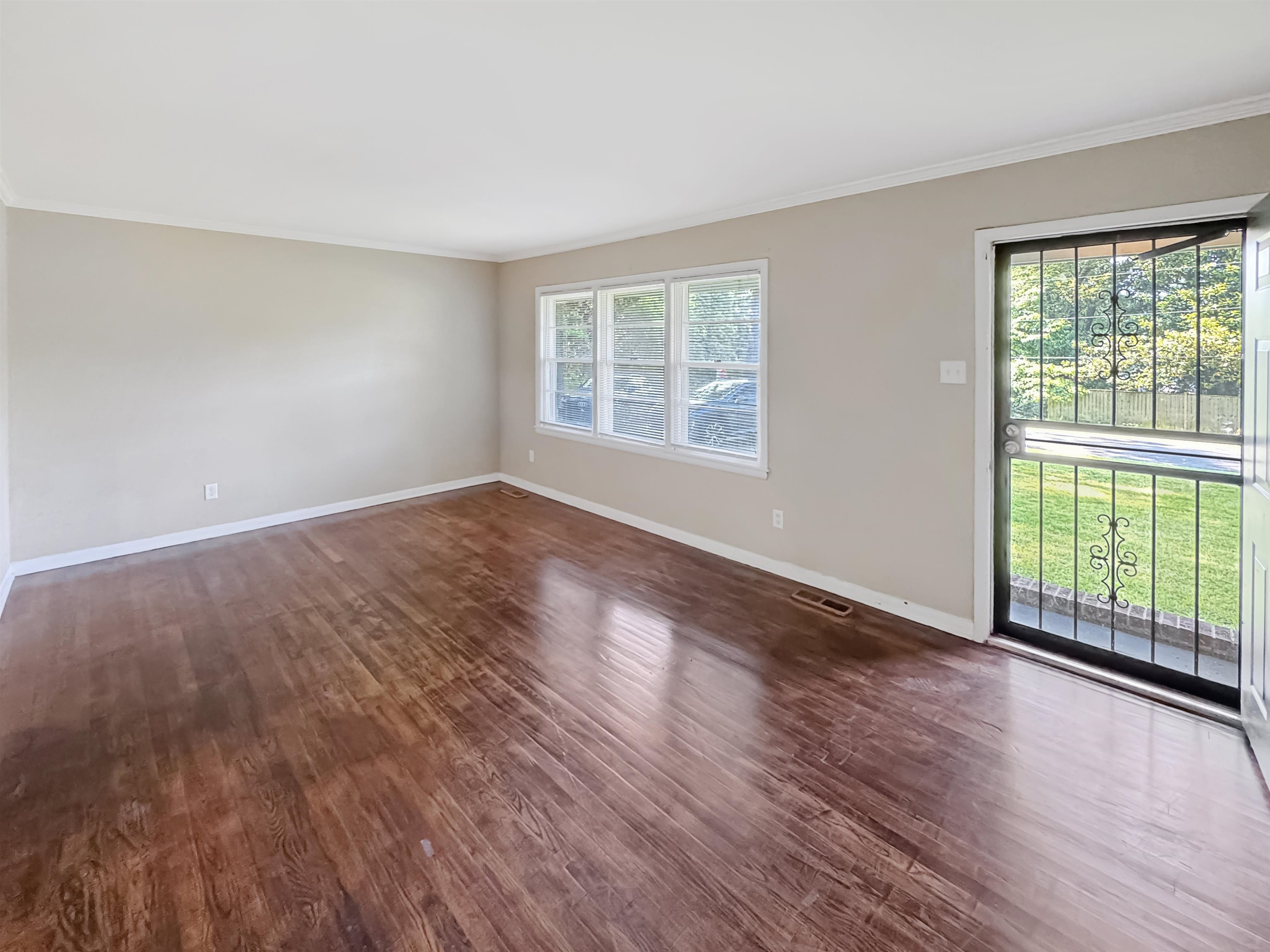 Memphis, Tennessee 38128, United States, 4 Bedrooms Bedrooms, ,2 BathroomsBathrooms,Residential,Pending,143987