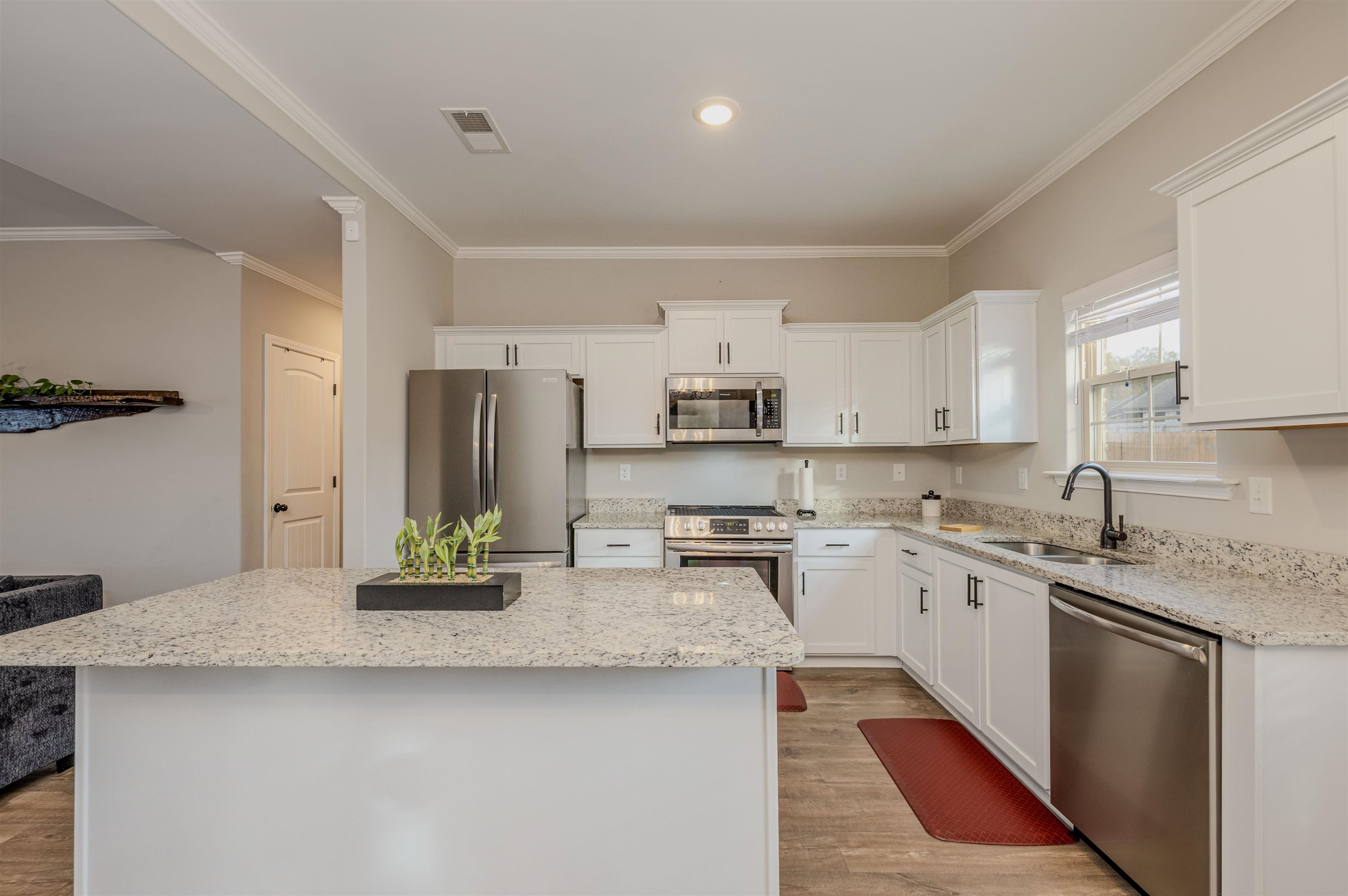 Unincorporated, Tennessee 38125, United States, 5 Bedrooms Bedrooms, ,2 BathroomsBathrooms,Residential,Active,252484