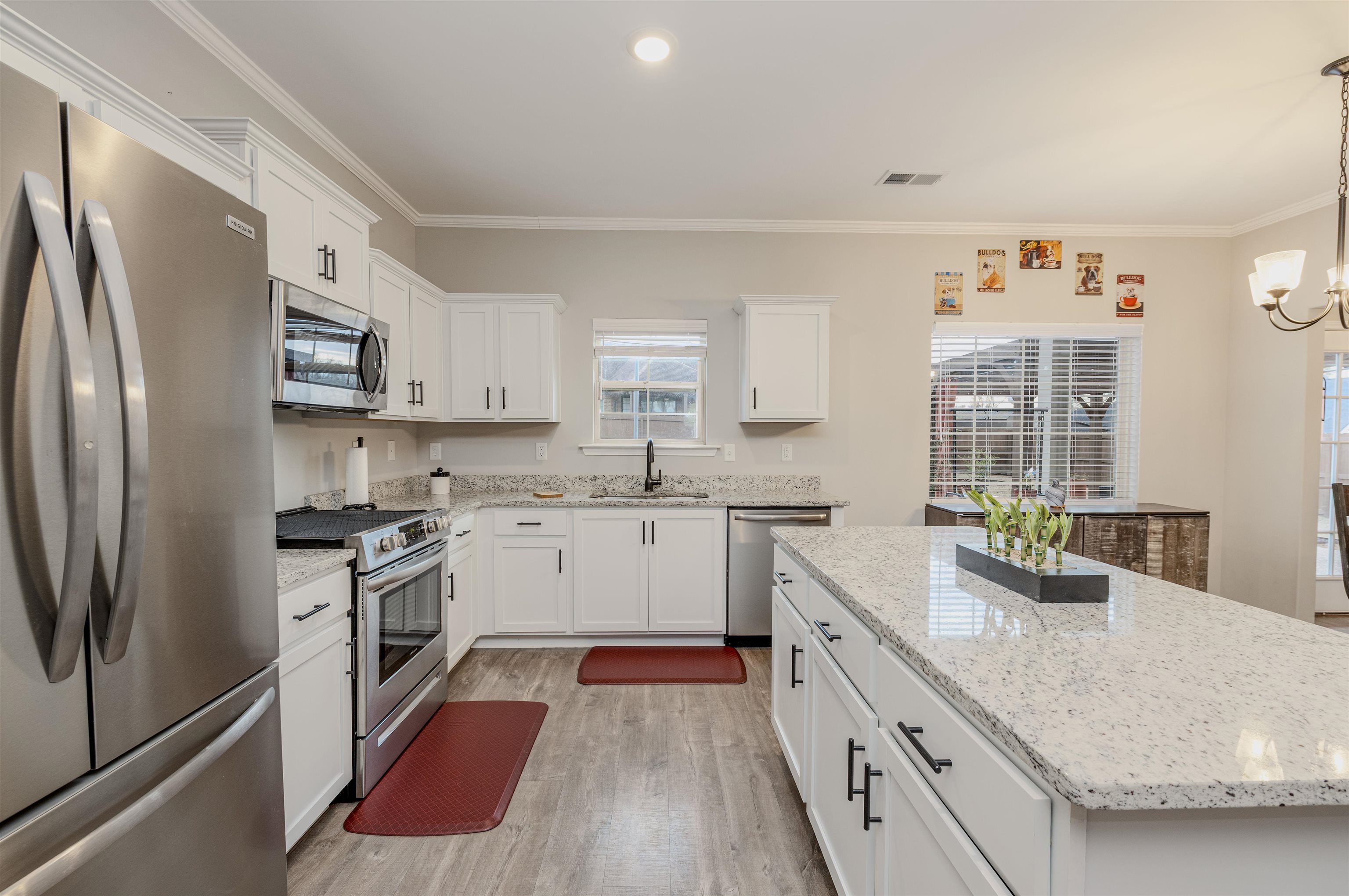 Unincorporated, Tennessee 38125, United States, 5 Bedrooms Bedrooms, ,2 BathroomsBathrooms,Residential,Active,252484