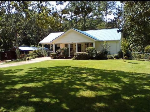 Photo of 4115 HIGHWAY 128 HWY, Savannah, TN 38372 (MLS # 10216472)