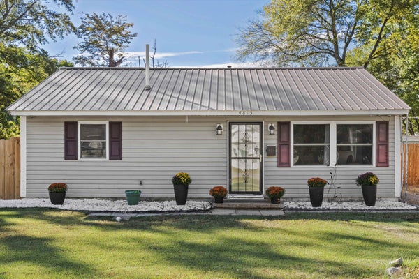 4815 MONTGOMERY RD, MILLINGTON, TN 38053 - Image e20facf83dbdda59923c2b20c211fa0b/3709325080