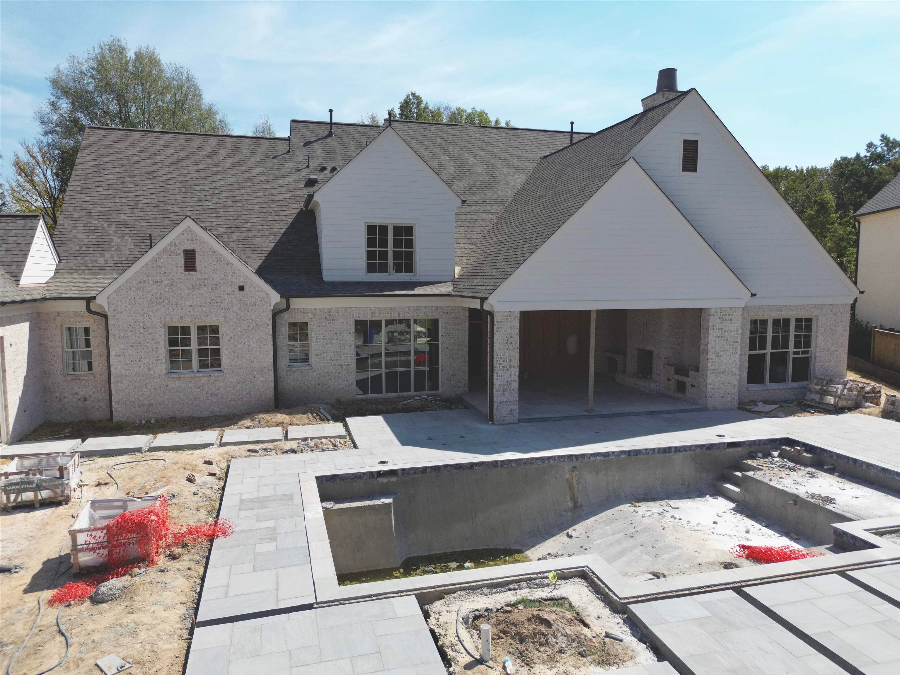 577 LAMBS BROOK LN
