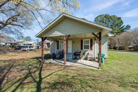 Photo of 342 TIPTON ST S, Munford, TN 38058 (MLS # 10216658)