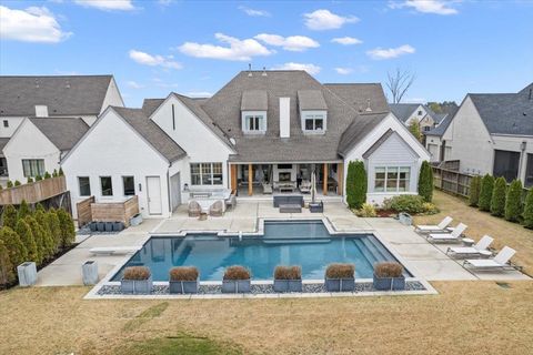 Photo of 3197 CHAPEL WOODS CV, Germantown, TN 38139 (MLS # 10210847)