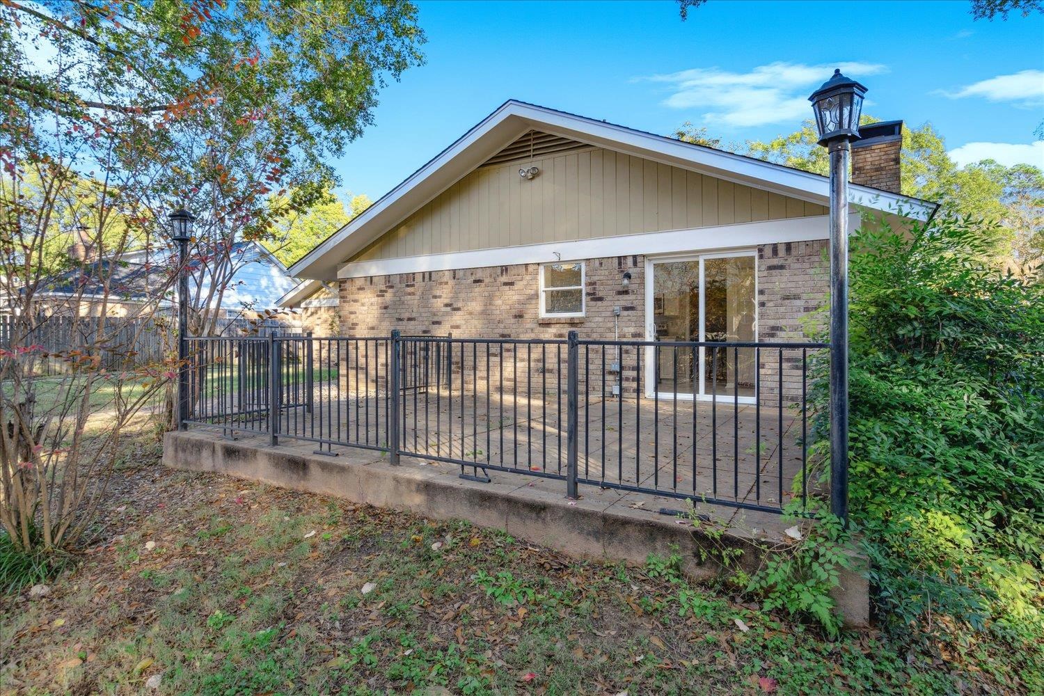 Bartlett, Tennessee 38134, United States, 3 Bedrooms Bedrooms, ,2 BathroomsBathrooms,Residential,Pending,30955