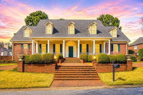 Photo of 8704 WINDRUSH DR, Memphis, TN 38125 (MLS # 10217913)