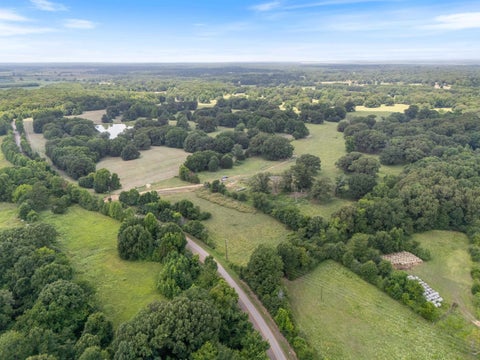 Photo of 1150 VEAZEY RD, Coldwater, MS 38618 (MLS # 10227540)