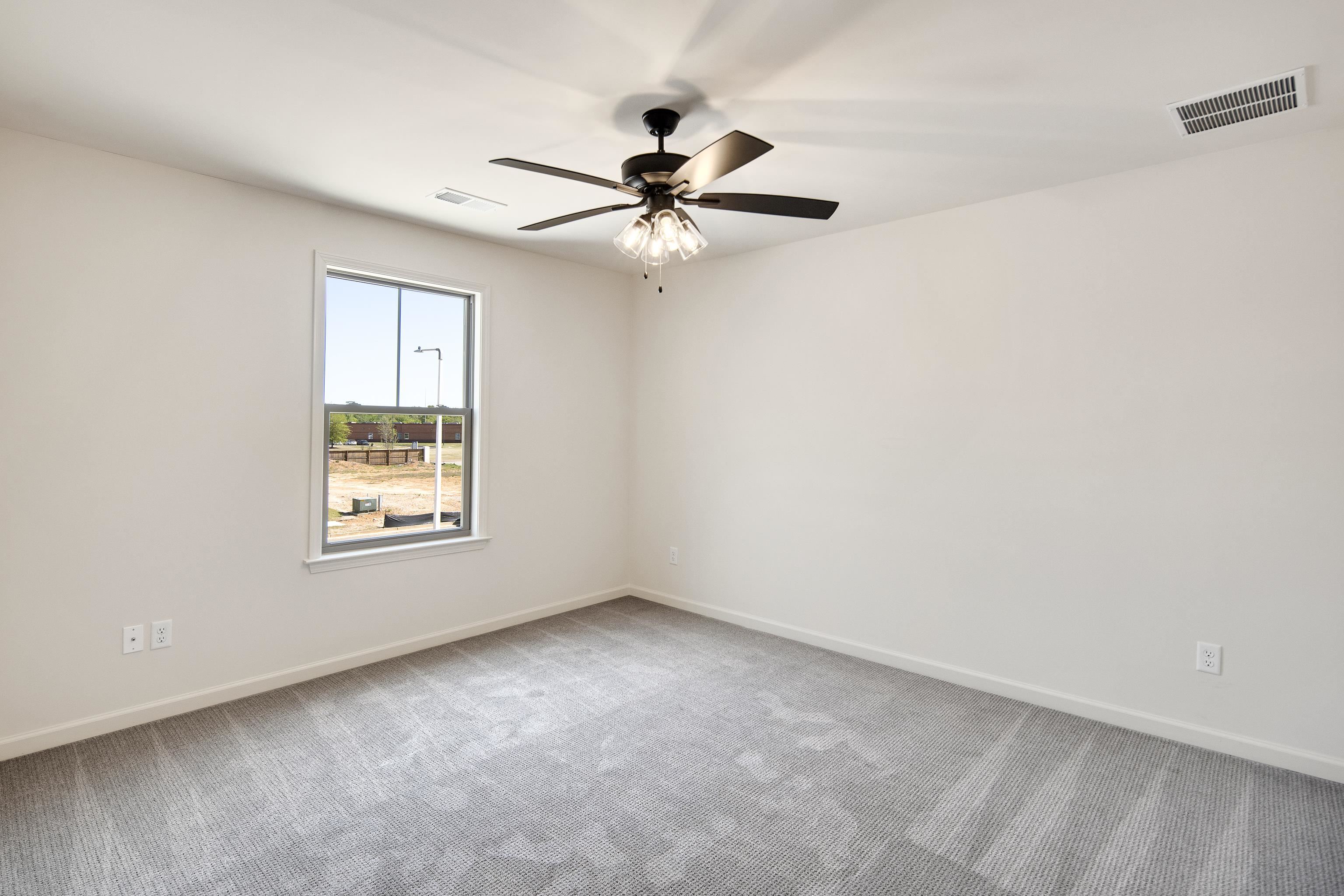 Arlington, Tennessee 38002, United States, 5 Bedrooms Bedrooms, ,3 BathroomsBathrooms,Residential,Active,48570