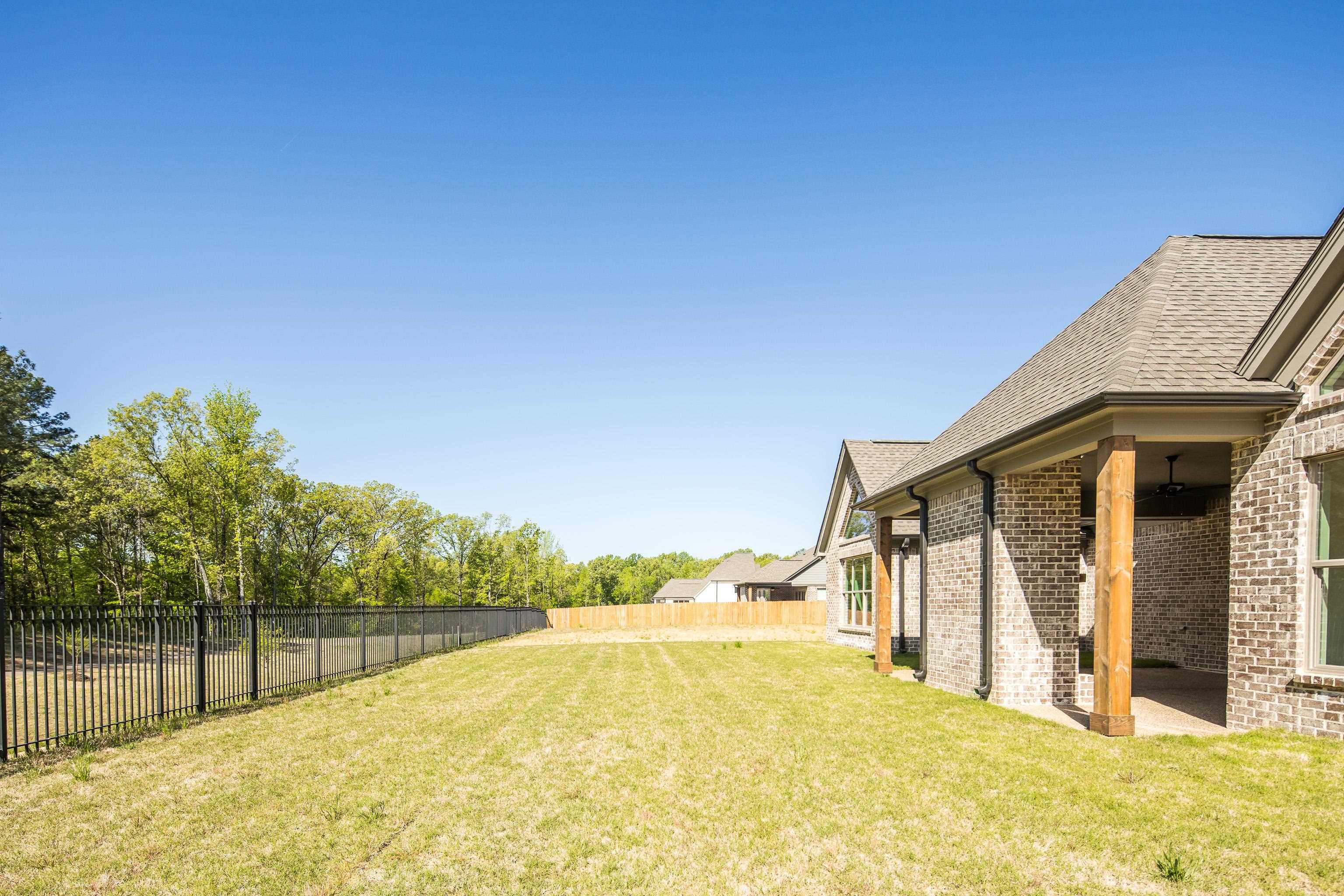 Arlington, Tennessee 38002, United States, 5 Bedrooms Bedrooms, ,3 BathroomsBathrooms,Residential,Active,48570