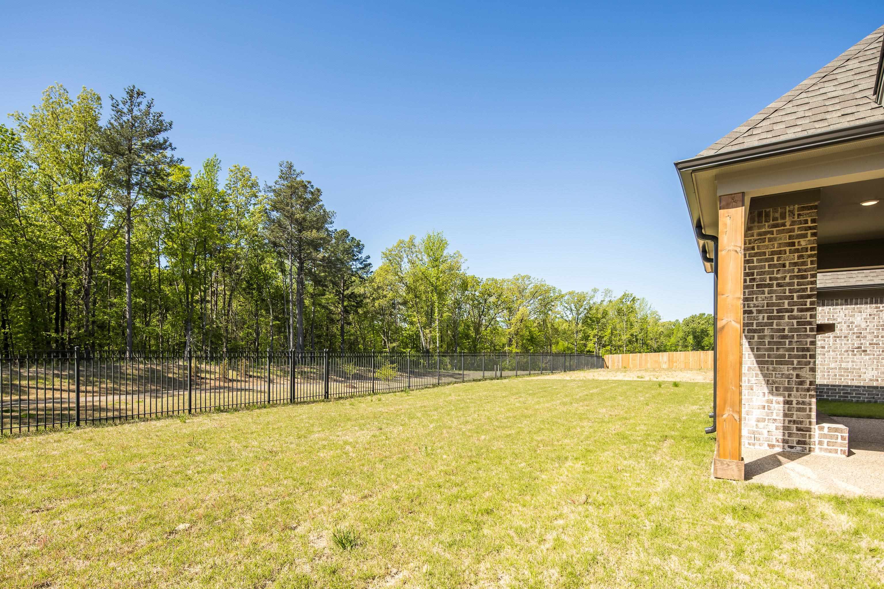 Arlington, Tennessee 38002, United States, 5 Bedrooms Bedrooms, ,3 BathroomsBathrooms,Residential,Active,48570