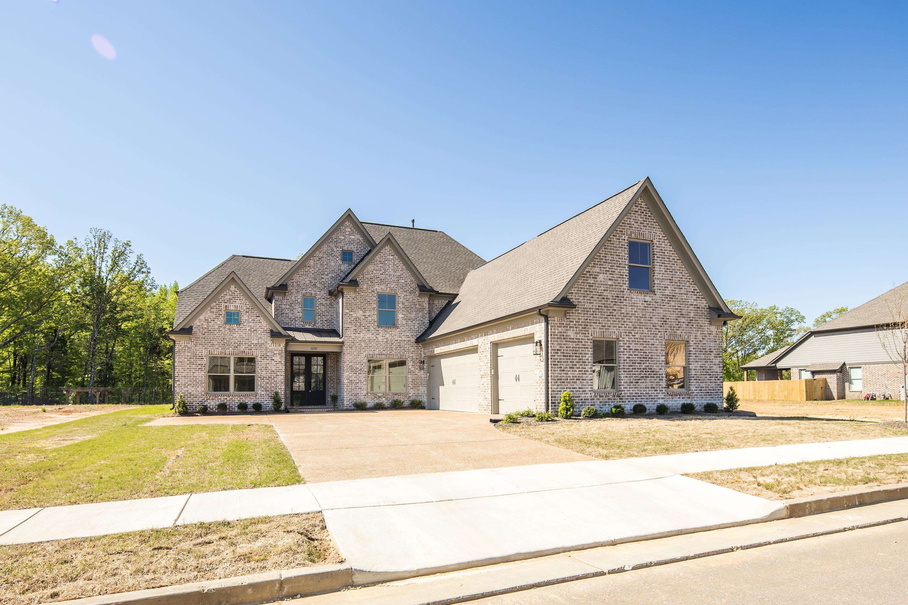 Arlington, Tennessee 38002, United States, 5 Bedrooms Bedrooms, ,3 BathroomsBathrooms,Residential,Active,48570