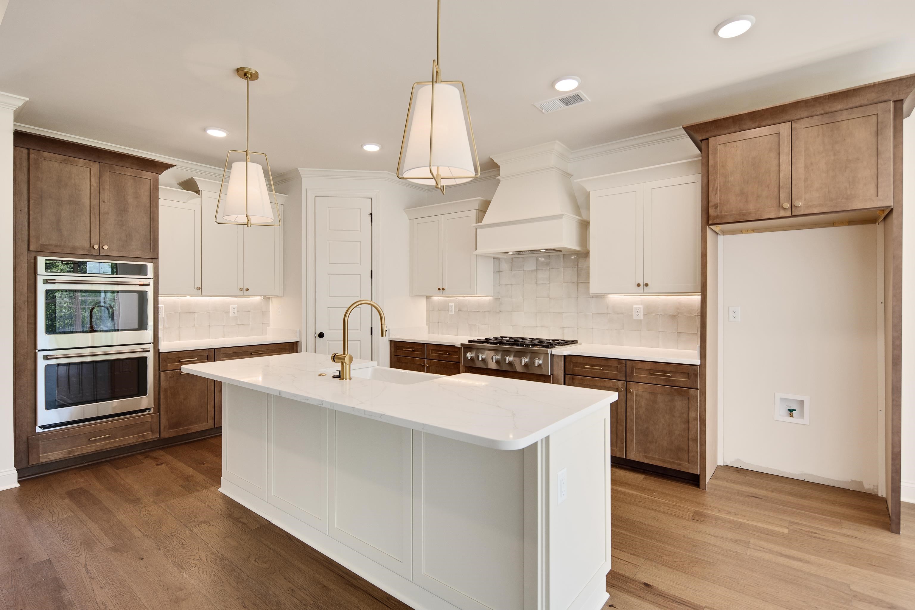 Arlington, Tennessee 38002, United States, 5 Bedrooms Bedrooms, ,3 BathroomsBathrooms,Residential,Active,48570