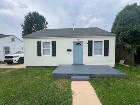 257 W ESSEX AVE Memphis TN 38109