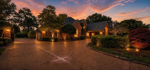 Photo of 2745 FOREST HILL-IRENE RD, Germantown, TN 38139 (MLS # 10220882)