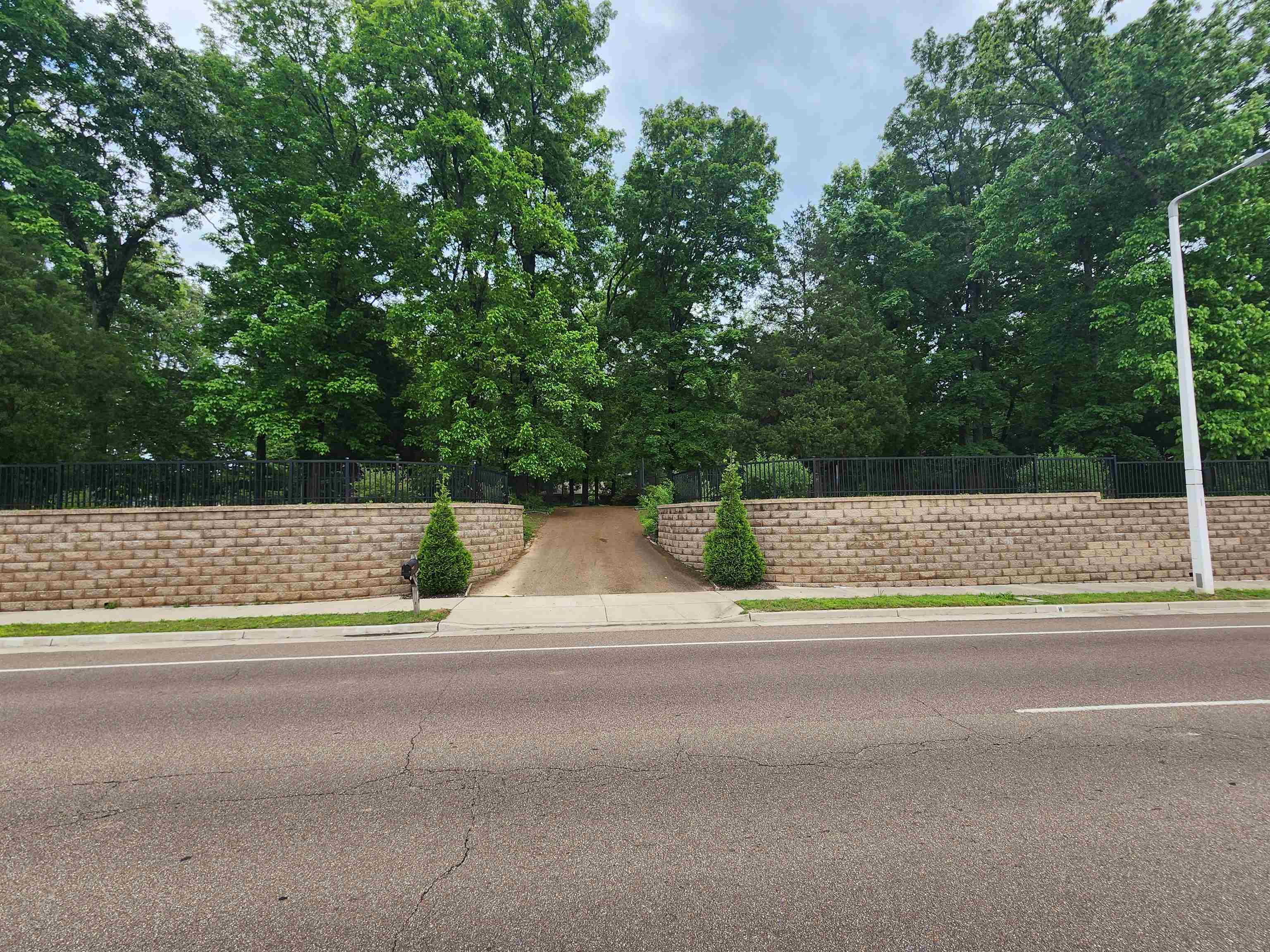 3676 FOREST HILL-IRENE RD