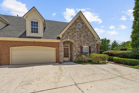 Photo of 1595 DEXTER GROVE CT 101 #101, Cordova, TN 38016 (MLS # 10220069)