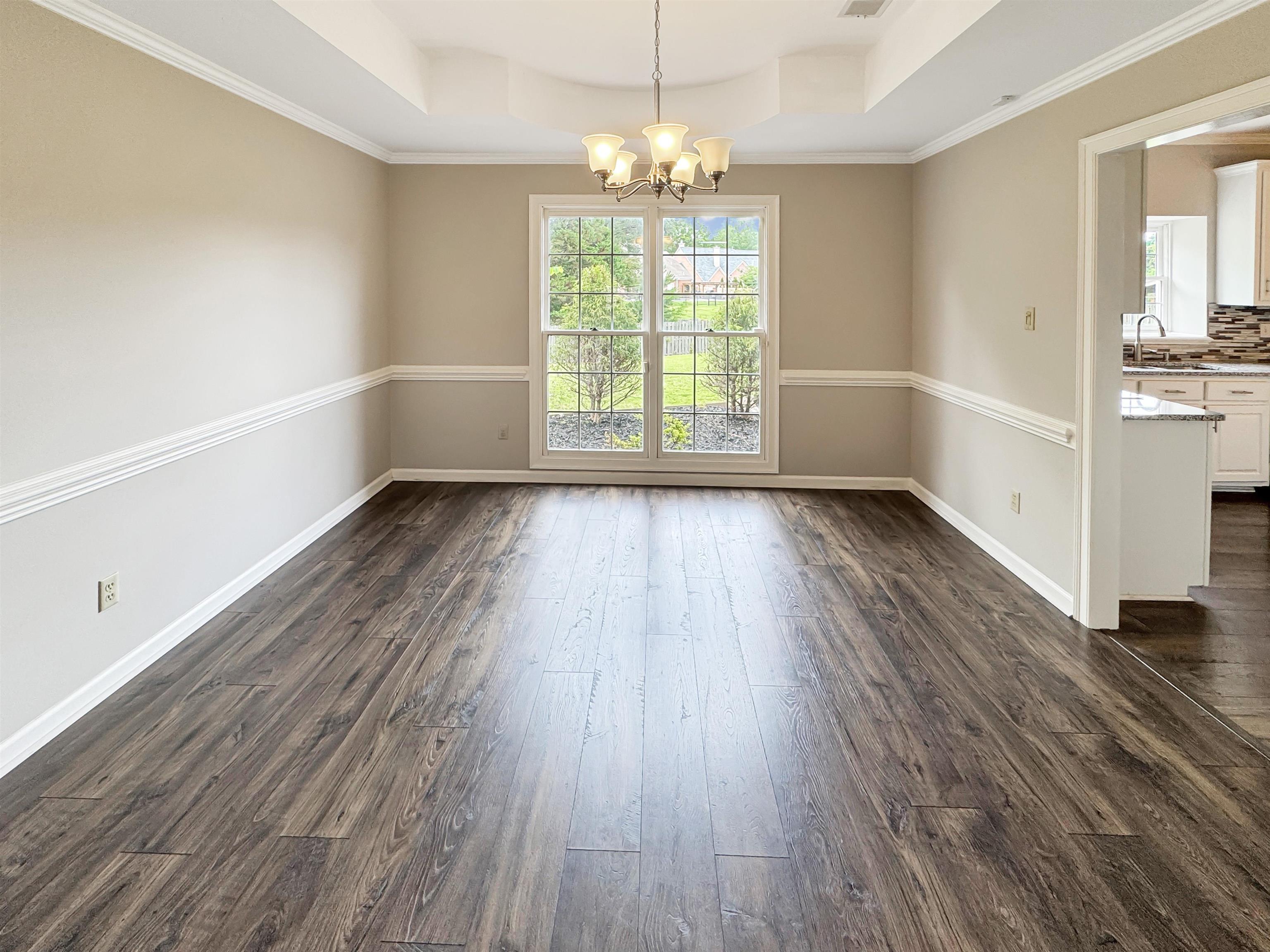 Collierville, Tennessee 38017, United States, 4 Bedrooms Bedrooms, ,4 BathroomsBathrooms,Residential,Active,142430