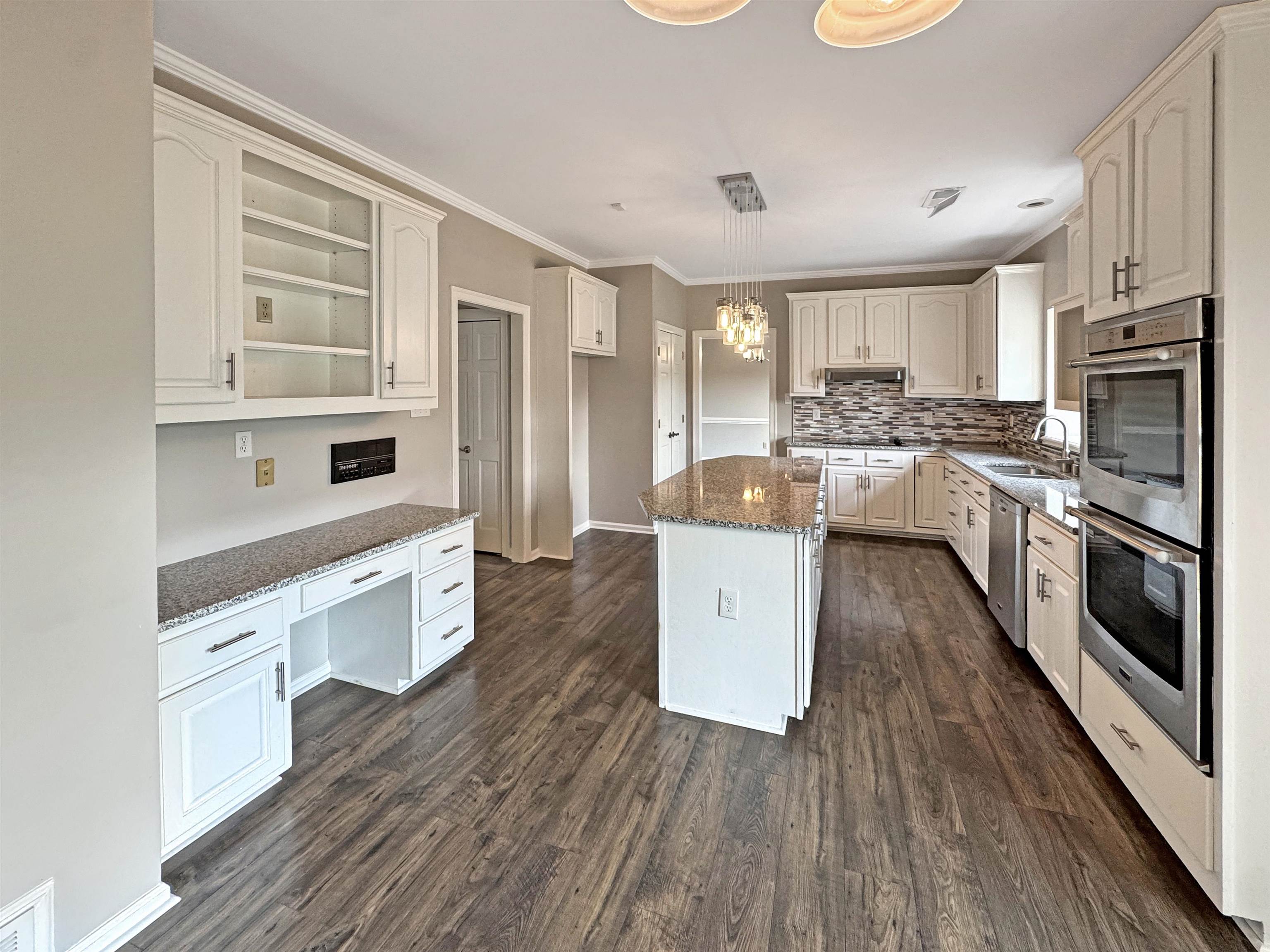 Collierville, Tennessee 38017, United States, 4 Bedrooms Bedrooms, ,4 BathroomsBathrooms,Residential,Active,142430