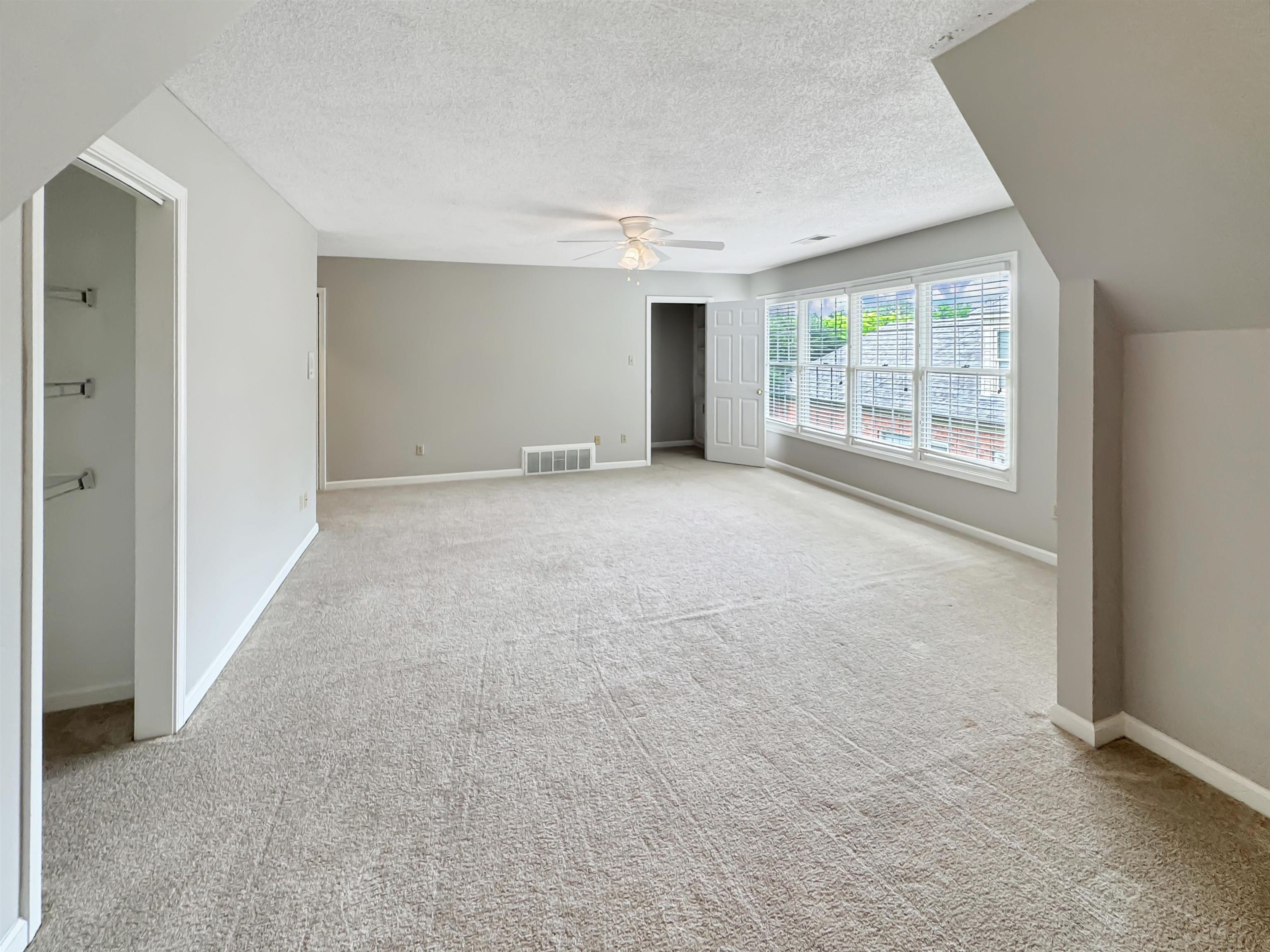 Collierville, Tennessee 38017, United States, 4 Bedrooms Bedrooms, ,4 BathroomsBathrooms,Residential,Active,142430