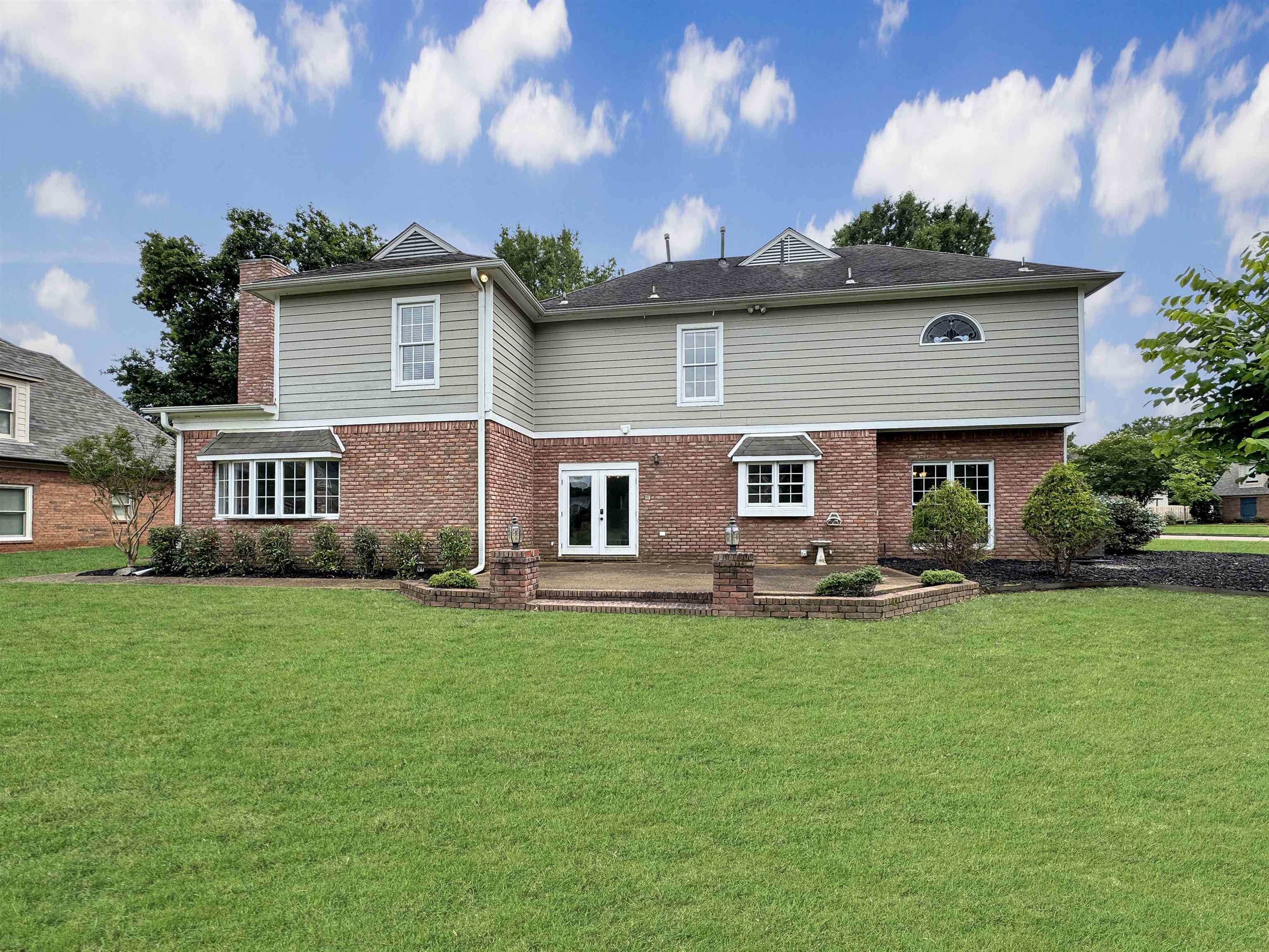 Collierville, Tennessee 38017, United States, 4 Bedrooms Bedrooms, ,4 BathroomsBathrooms,Residential,Active,142430