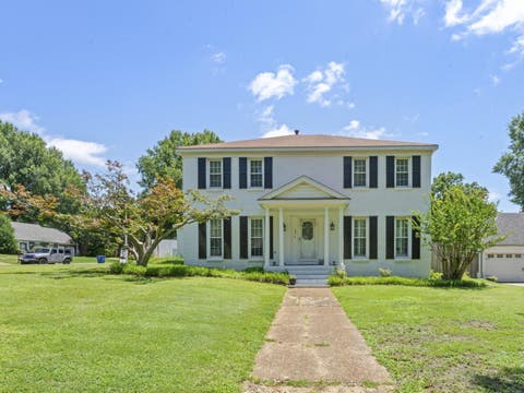Photo of 2218 RIVERDALE RD, Germantown, TN 38138 (MLS # 10224660)