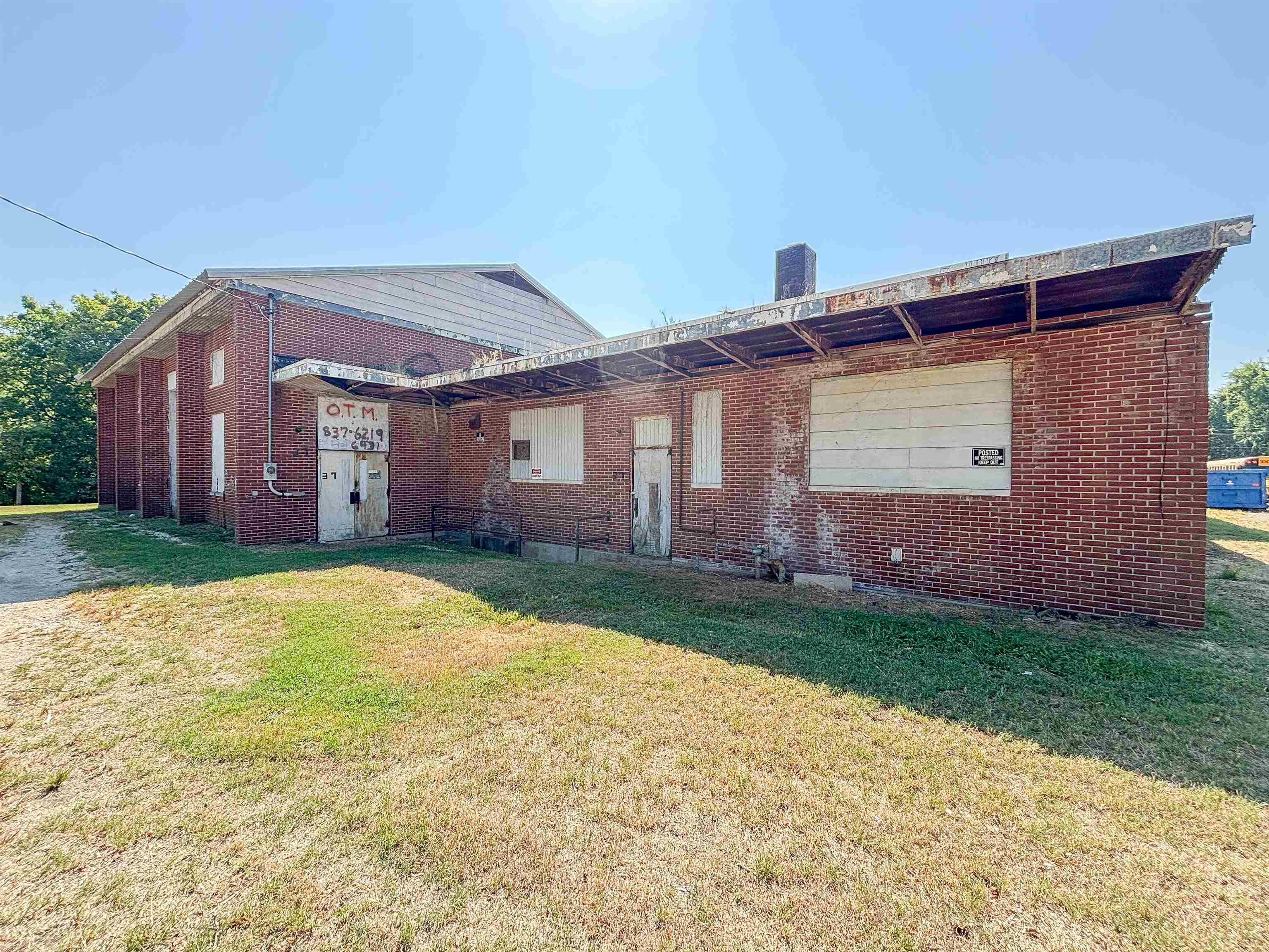 Photo 1 of 13 — 51 LASHUNDA JONES DR, Munford, TN 38058