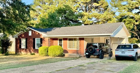 Photo of 652 CHESHIER ST, Halls, TN 38040 (MLS # 10205934)