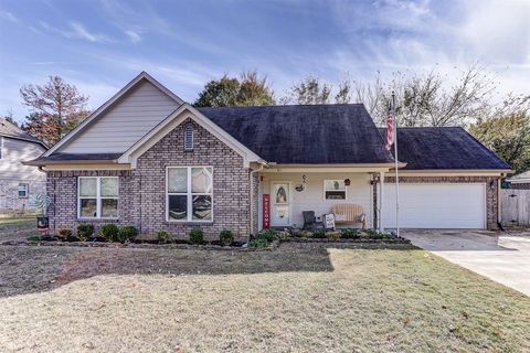 Photo of 61 KATIE LN, Byhalia, MS 38611 (MLS # 10210234)