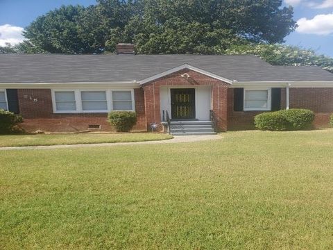 Photo of 2150 VOLLINTINE AVE, Memphis, TN 38108 (MLS # 10217555)