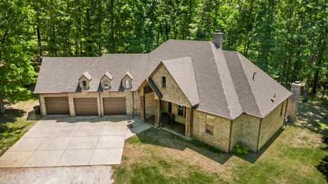 Photo of 760 SUGAR HILL DR, Moscow, TN 38057 (MLS # 10219933)