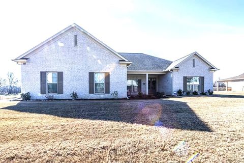 Photo of 354 GEORGE ELLIS DR, Munford, TN 38058 (MLS # 10214529)