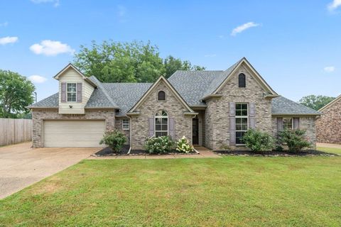 Photo of 15 BAILEY RIDGE LN, Rossville, TN 38066 (MLS # 10196846)