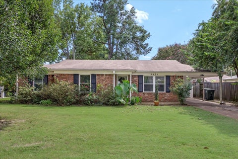 Photo of 5471 MURFF AVE, Memphis, TN 38119 (MLS # 10230950)
