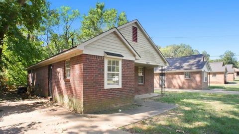 Photo of 3875 FIZER AVE, Memphis, TN 38111 (MLS # 10229855)