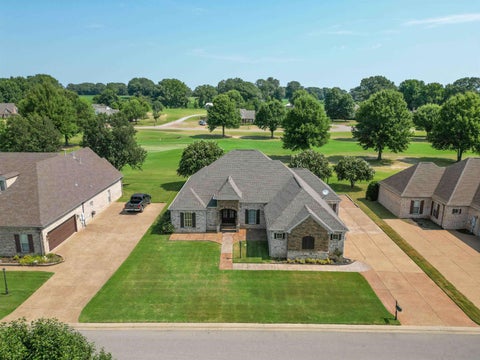 Photo of 230 TORREY PINES CV, Covington, TN 38019 (MLS # 10229111)