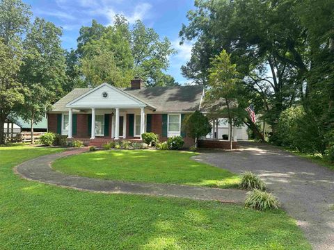 Photo of 116 MARGINAL ST W, Somerville, TN 38068 (MLS # 10199750)