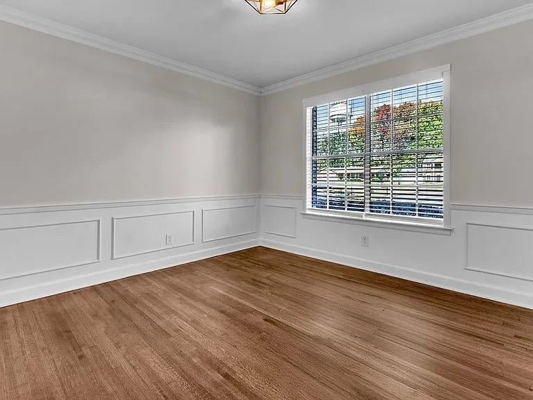 1285 HICKORY WOOD CV
