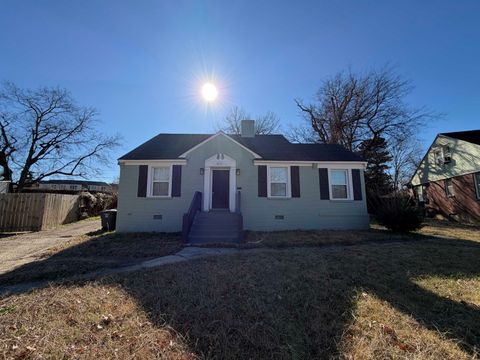 Photo of 1031 N BELVEDERE AVE, Memphis, TN 38107 (MLS # 10213082)
