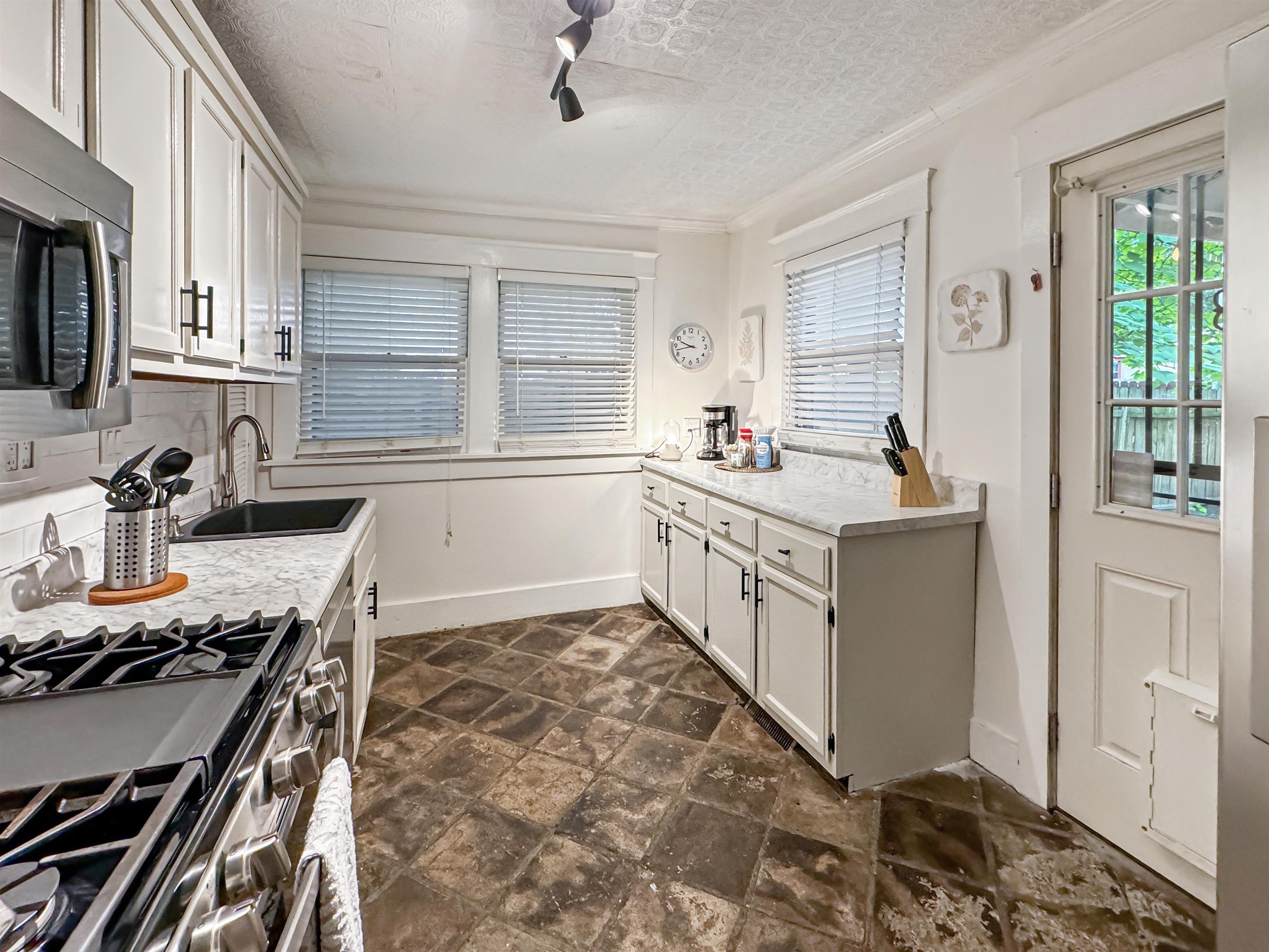 Memphis, Tennessee 38104, United States, 3 Bedrooms Bedrooms, ,1 BathroomBathrooms,Residential,Active,211546