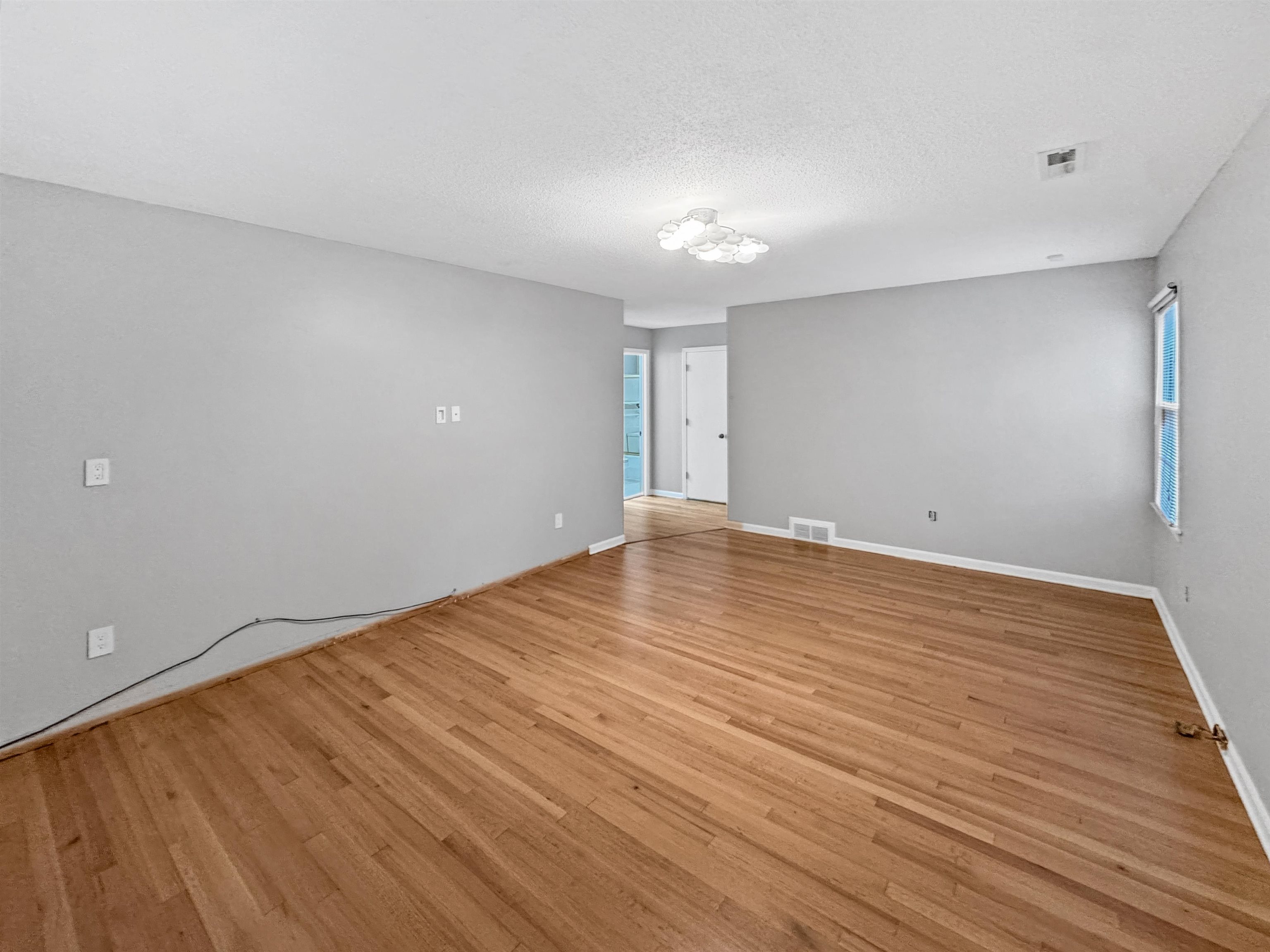 Memphis, Tennessee 38119, United States, 4 Bedrooms Bedrooms, ,2 BathroomsBathrooms,Residential,Active,225223