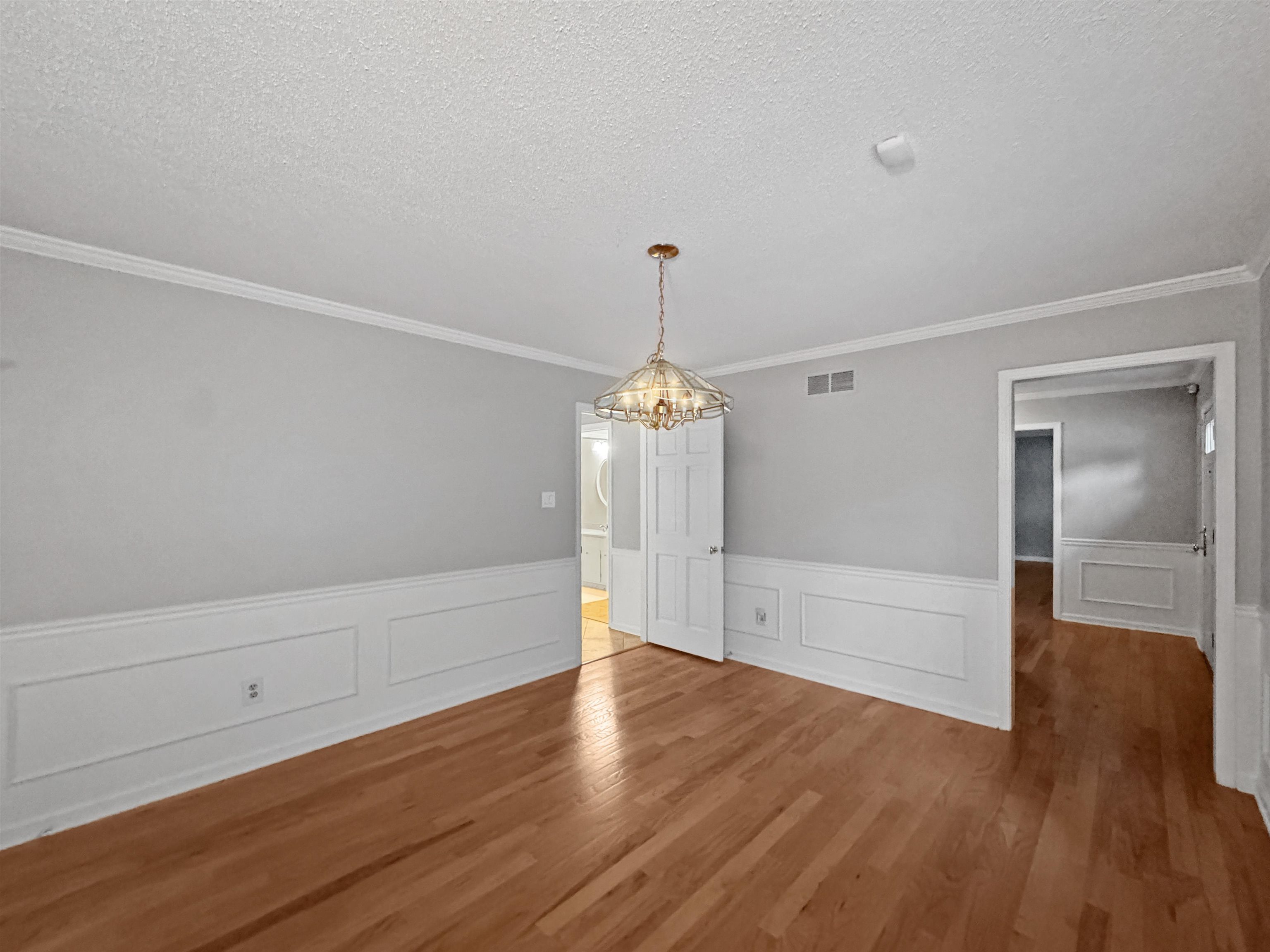 Memphis, Tennessee 38119, United States, 4 Bedrooms Bedrooms, ,2 BathroomsBathrooms,Residential,Active,225223