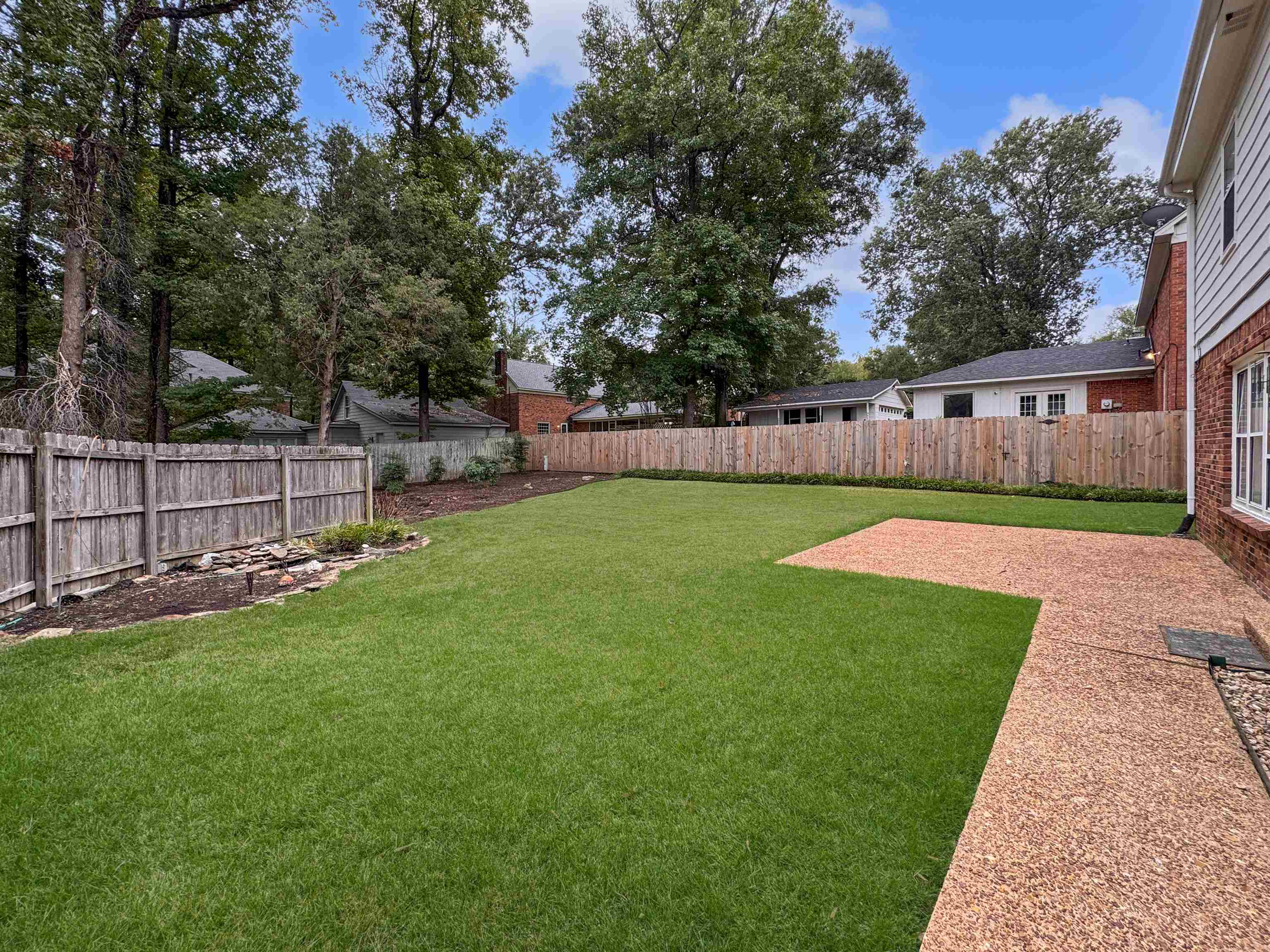 Memphis, Tennessee 38119, United States, 4 Bedrooms Bedrooms, ,2 BathroomsBathrooms,Residential,Active,225223