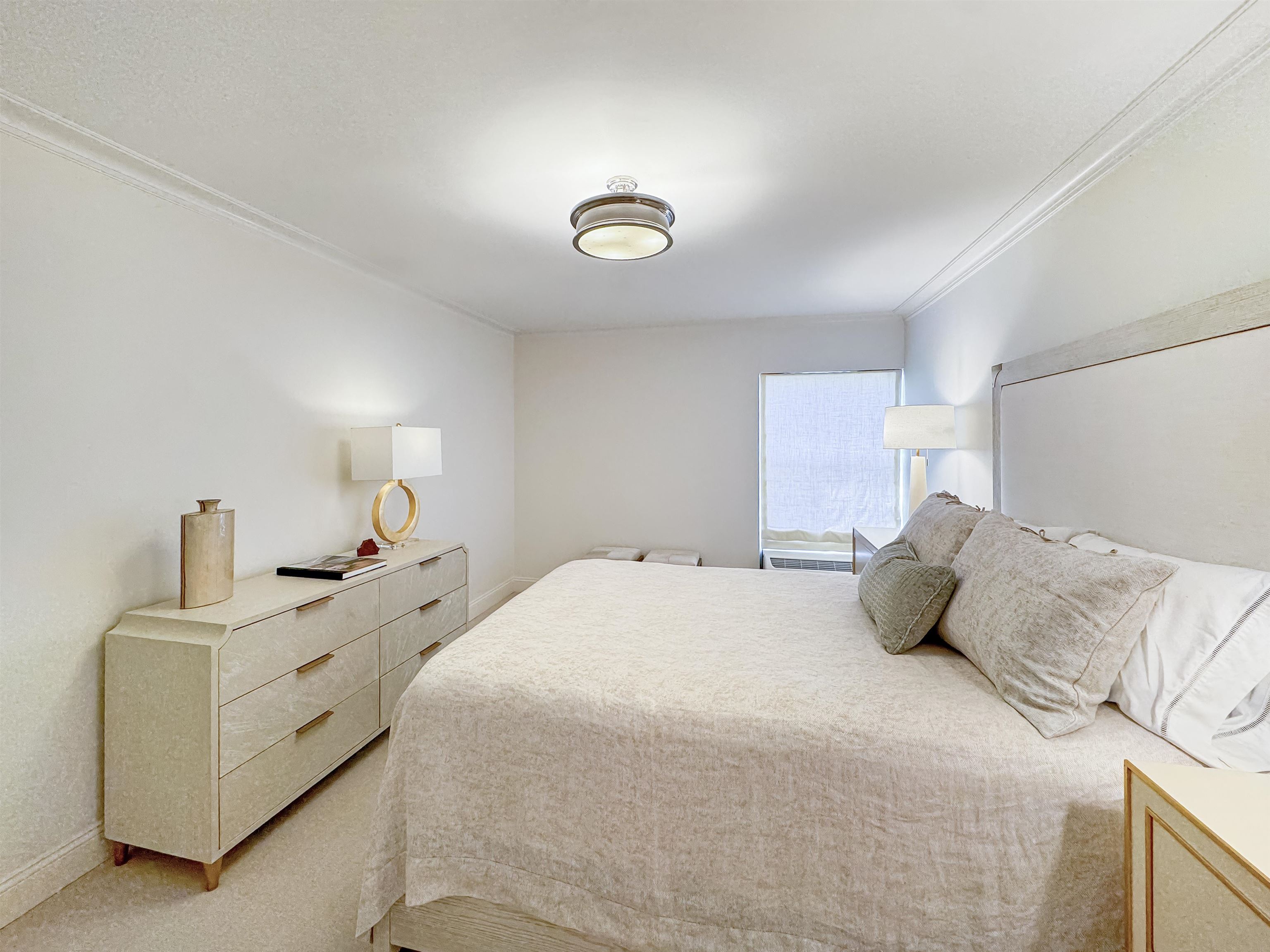 Memphis, Tennessee 38111, United States, 2 Bedrooms Bedrooms, ,2 BathroomsBathrooms,Residential,Pending,111565