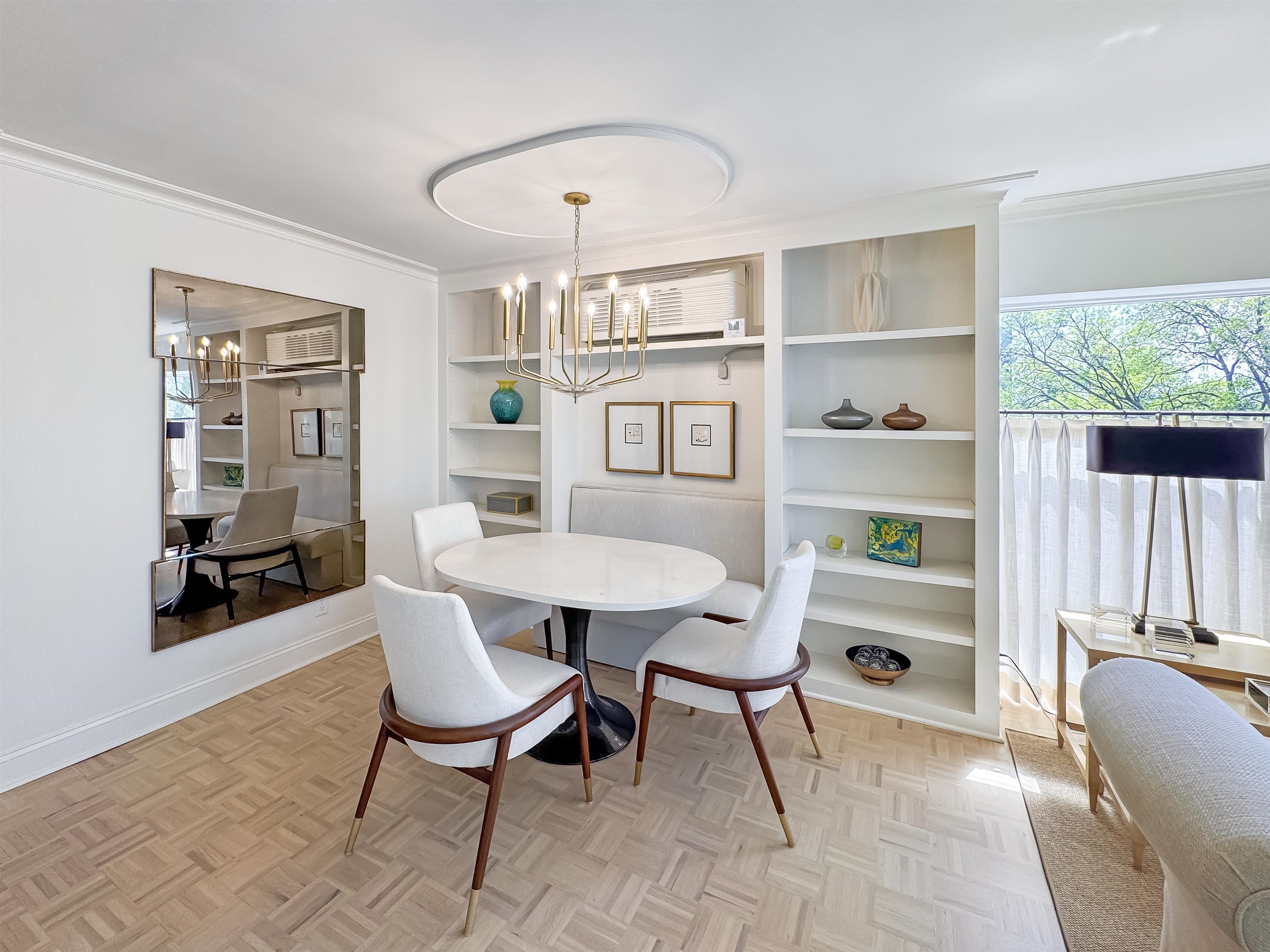 Memphis, Tennessee 38111, United States, 2 Bedrooms Bedrooms, ,2 BathroomsBathrooms,Residential,Pending,111565